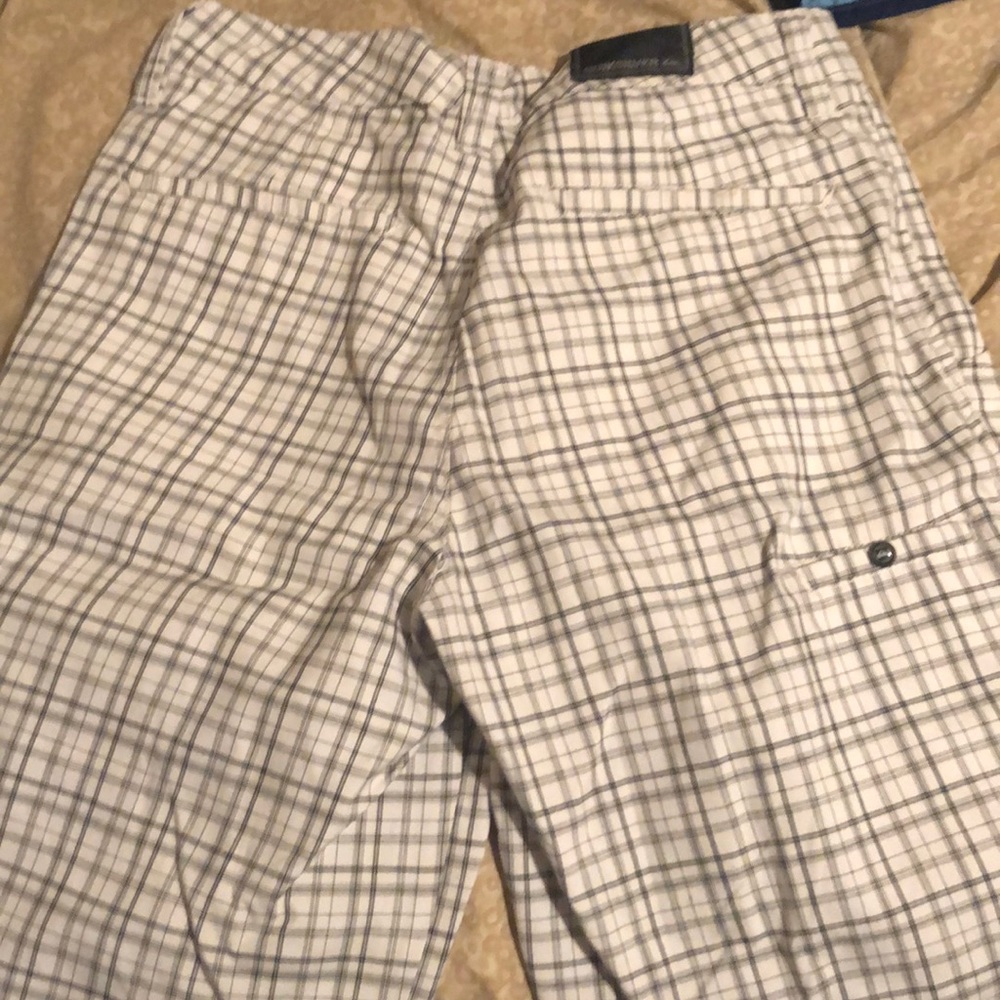 Quicksilver shorts - Picture 3 of 4